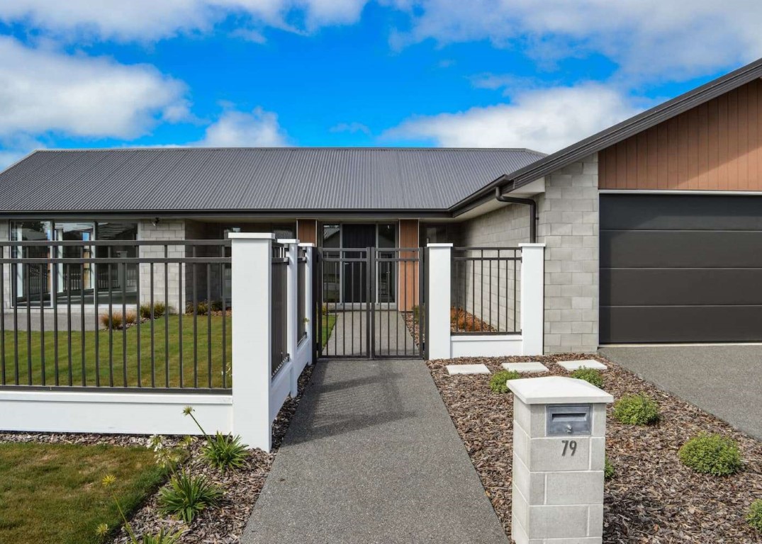 DuraPanel Polo - Johnson Fencing Christchurch project